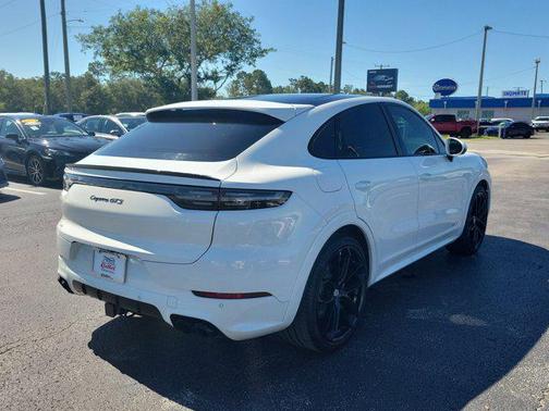 2021 Porsche Cayenne GTS