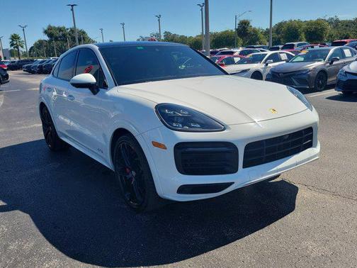 2021 Porsche Cayenne GTS