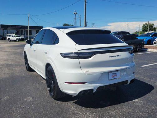 2021 Porsche Cayenne GTS