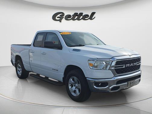 Bright White Clearcoat 2022 RAM 1500 Big Horn/Lone Star