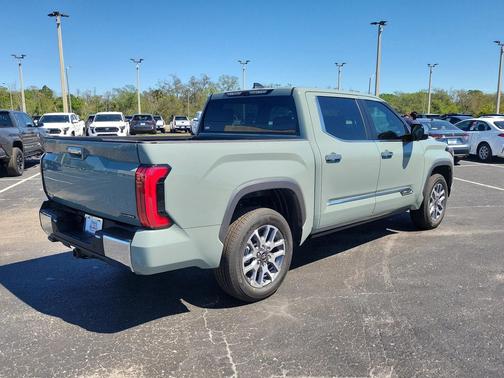 2025 Toyota Tundra Hybrid 1794 Edition