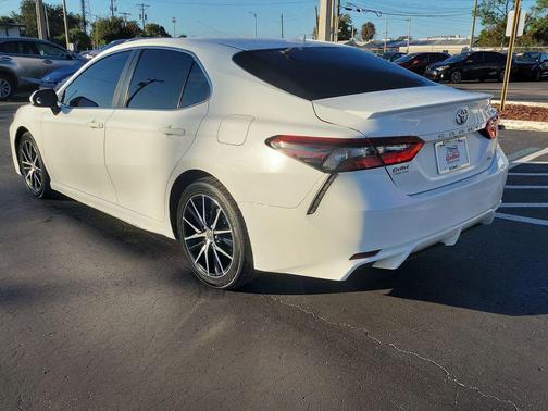 2021 Toyota Camry SE