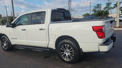 2021 Nissan Titan SV