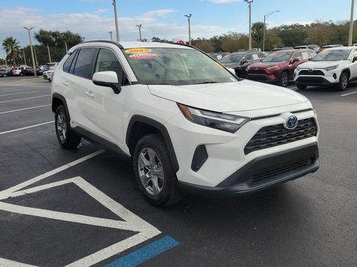 2023 Toyota RAV4 Hybrid XLE