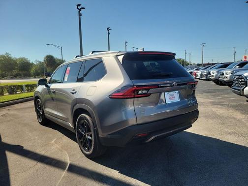 2025 Toyota Grand Highlander Platinum