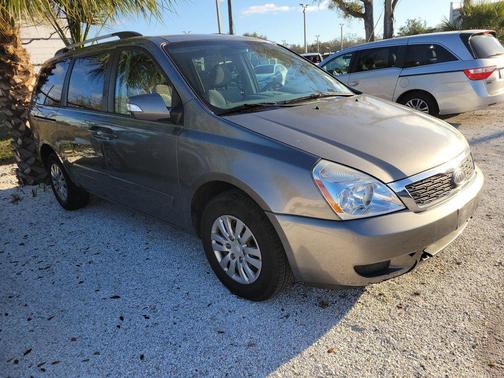 2012 Kia Sedona LX