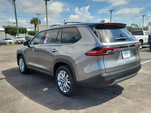 2025 Toyota Grand Highlander Platinum