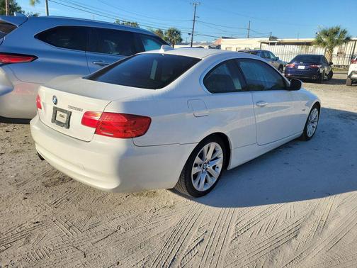 2011 BMW 328 328i