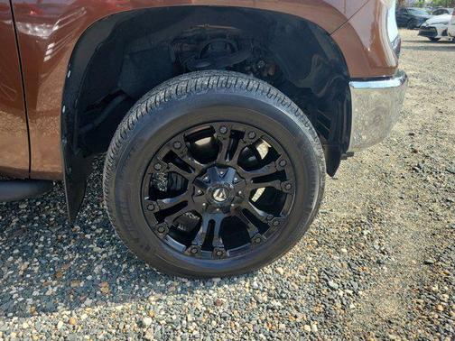 2016 Toyota Tundra SR5