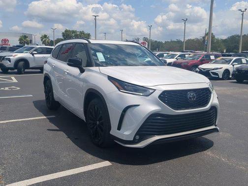2023 Toyota Highlander XSE