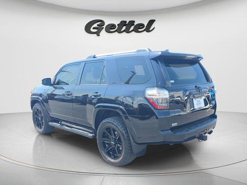 Midnight Black Metallic 2022 Toyota 4Runner SR5 Premium