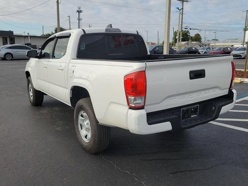 2022 Toyota Tacoma SR