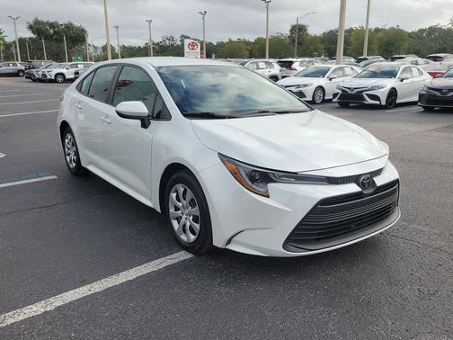 2023 Toyota Corolla LE