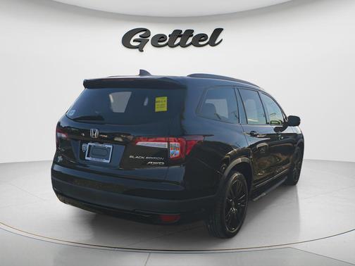 2021 Honda Pilot AWD Black Edition