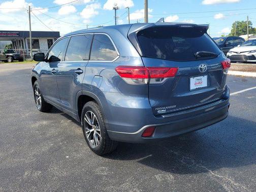 2017 Toyota Highlander LE Plus