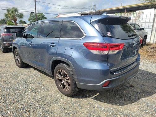 2017 Toyota Highlander LE Plus