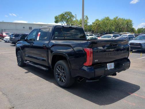 2025 Toyota Tundra Hybrid Platinum