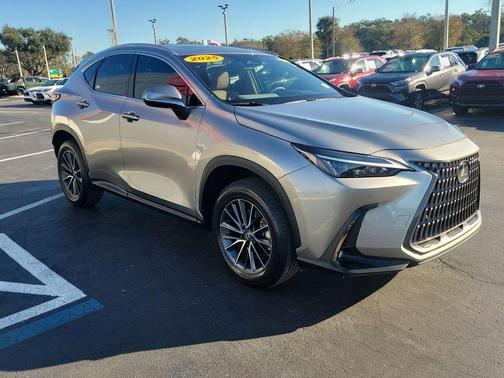 2025 Lexus NX 250 Premium