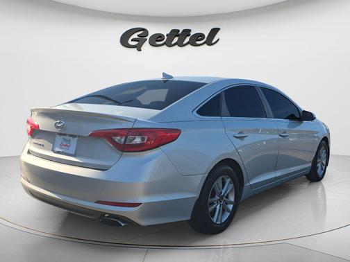 Symphony Silver 2016 Hyundai SONATA SE