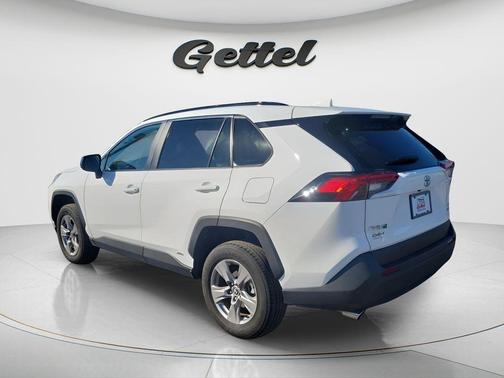 2025 Toyota RAV4 Hybrid SE