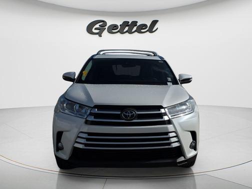 Blizzard Pearl 2019 Toyota Highlander XLE