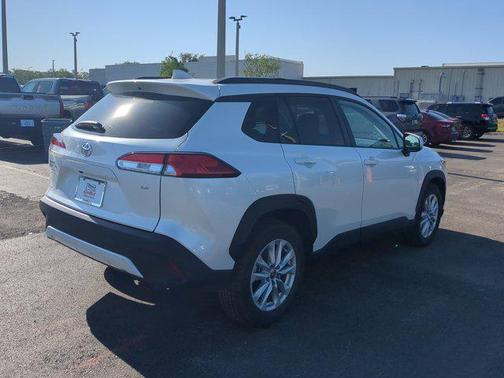 2022 Toyota Corolla Cross LE