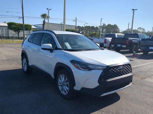 2022 Toyota Corolla Cross LE