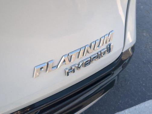 2024 Toyota Sienna Platinum 7 Passenger
