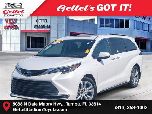 2024 Toyota Sienna Platinum 7 Passenger