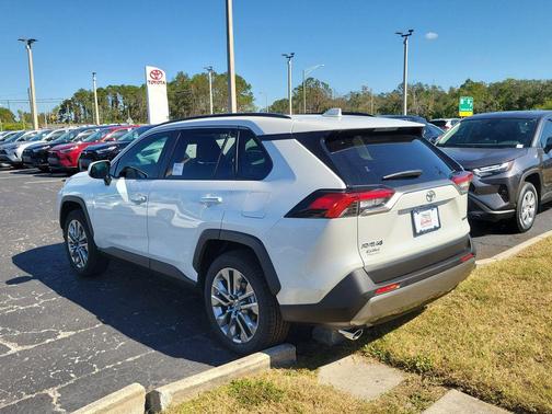 2025 Toyota RAV4 Limited