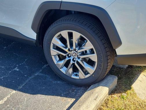 2025 Toyota RAV4 Limited