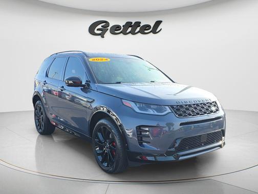 White 2024 Land Rover Discovery Sport Dynamic SE