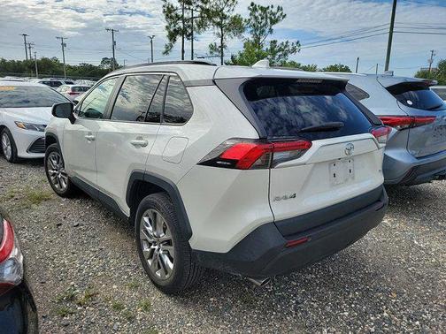 2021 Toyota RAV4 XLE Premium