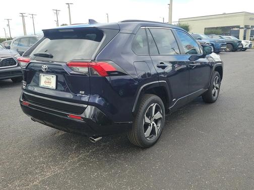 2025 Toyota RAV4 Hybrid SE