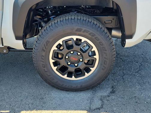 2025 Toyota Tacoma TRD Off Road