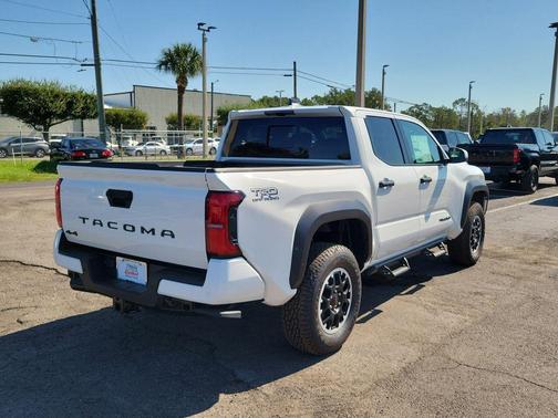 2025 Toyota Tacoma TRD Off Road