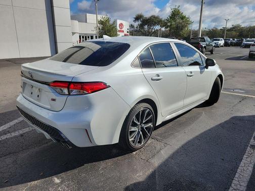 2022 Toyota Corolla SE