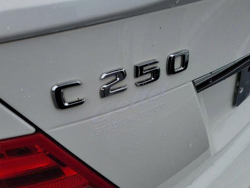 2013 Mercedes-Benz C-Class Luxury