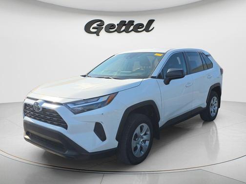 Ice Cap 2024 Toyota RAV4 LE