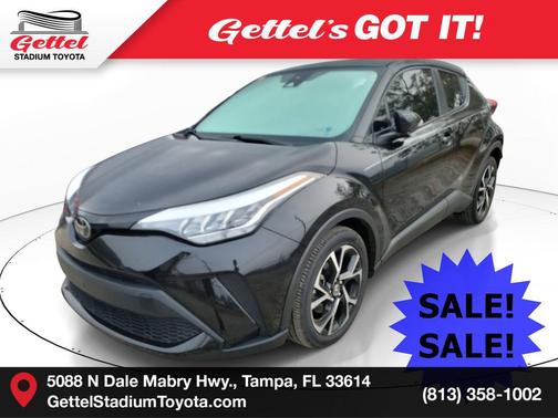 2022 Toyota C-HR XLE