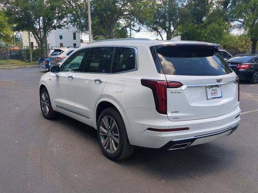 2021 Cadillac XT6 Premium Luxury AWD