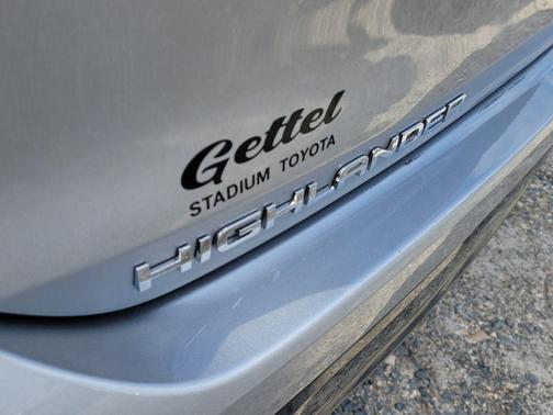 2023 Toyota Highlander Hybrid Limited