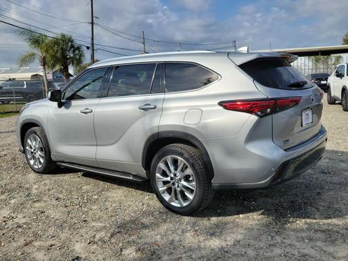 2023 Toyota Highlander Hybrid Limited