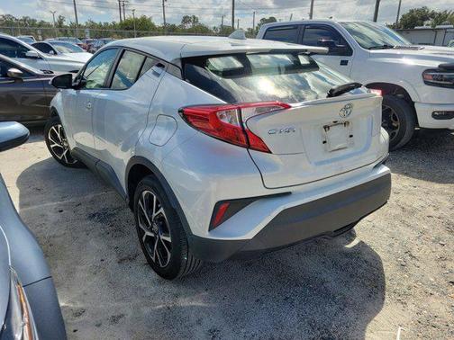 2021 Toyota C-HR XLE