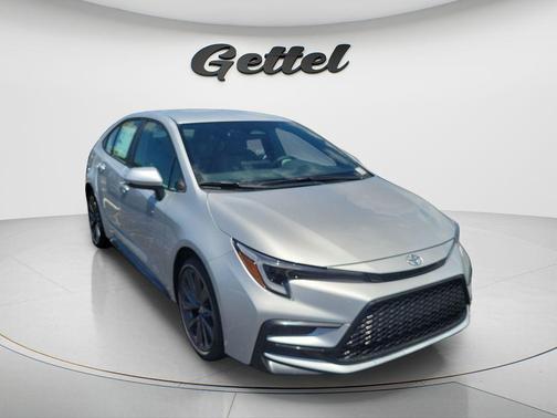 Classic Silver Metallic 2026 Toyota Corolla SE