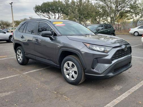 2021 Toyota RAV4 LE