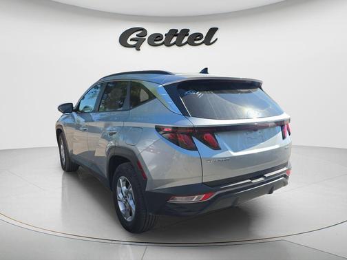 Black Pearl 2024 Hyundai TUCSON SEL