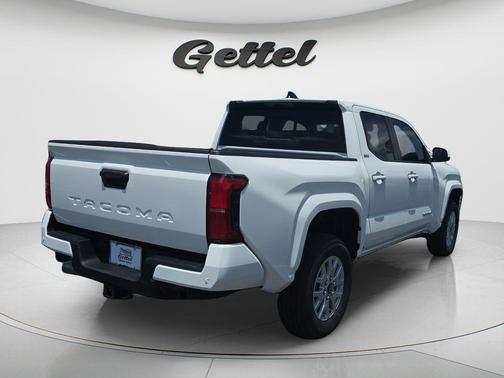 Ice Cap 2026 Toyota Tacoma SR5