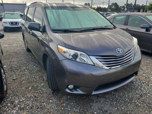 2016 Toyota Sienna XLE
