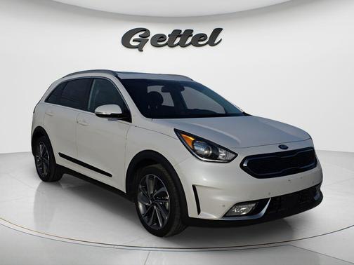 Snow White Pearl 2019 Kia Niro Touring